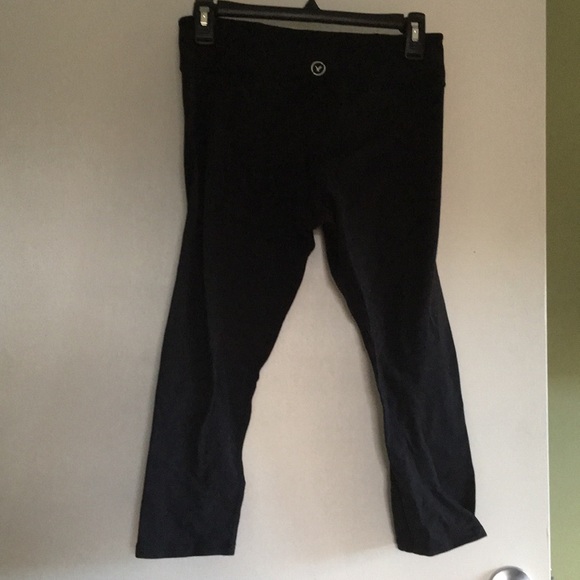 American Eagle Leggings - Picture 2 of 6